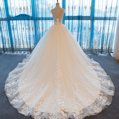 Vintage Sheer Wedding Dresses Cap Sleeve Ball Gown..