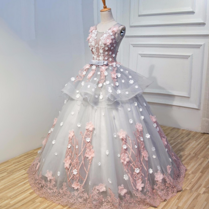Unique Floral Ball Gown Round Neck Sleeveless Lace..