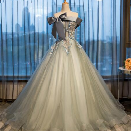 High-end Gorgeous Gray Applique Pageant Party..