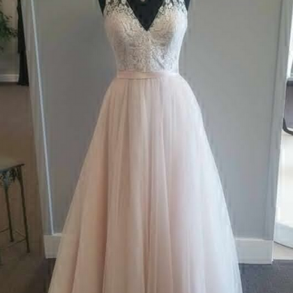 Vintage Long Tulle Wedding Gown Featuring Lace..