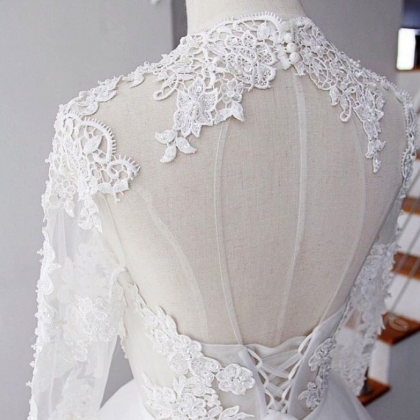 Romantic A Line Wedding Dresses See Through Lace..