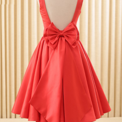 Elegant Satin Red School Homecoming Dresses..