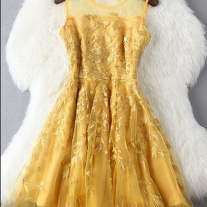 A-line/column Golden Homecoming Dresses Zipper-up..