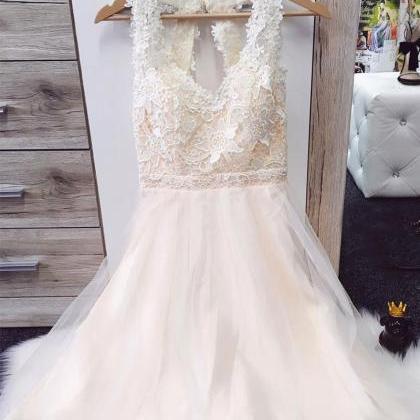White Lace Tulle Short V Neck Prom Dress, Mini..