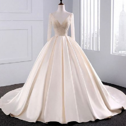 Fashion Simple Beige Wedding Dresses Full Sleeve..