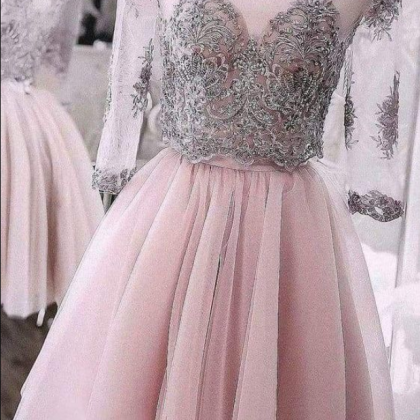 Two Pieces Short Cute Lace Homecoming Dress Tulle..