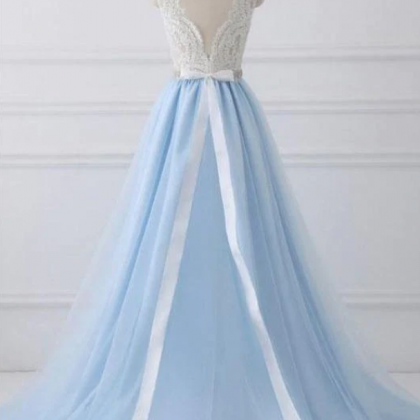 Prom Dresses,a Line V-neck Lace Appliques Bodice..