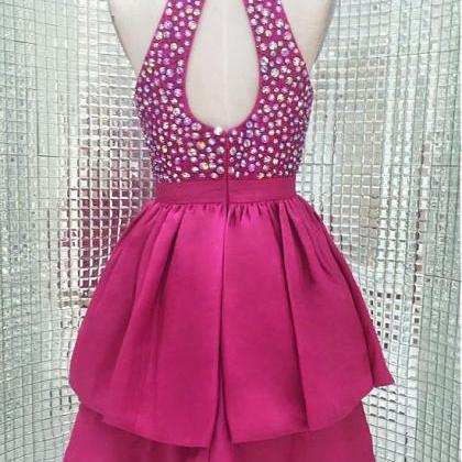 Amazing Homecoming Gown,high Collar Neckline Short..