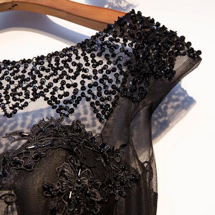 Black O-neck Evening Dress Fashion Embroidery..