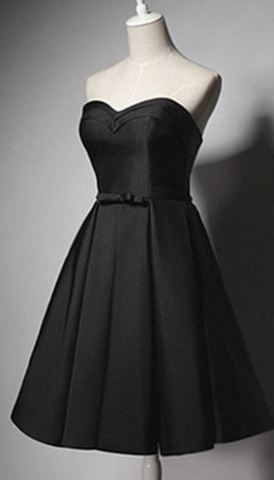 Classic Black Dress with Sweetheart Neckline