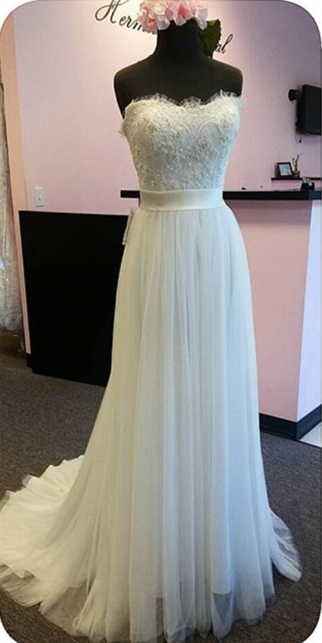 White Prom Dresses,long Prom Gown,lace Prom Gowns,simple Bridal Dress,lace Evening Dress,elegant Formal Dress,vintage Prom Gowns,modest Evening