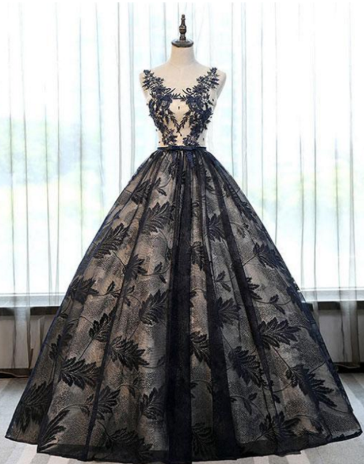 Black Unique Lace Round Neck Lace Long Prom Evening Dress