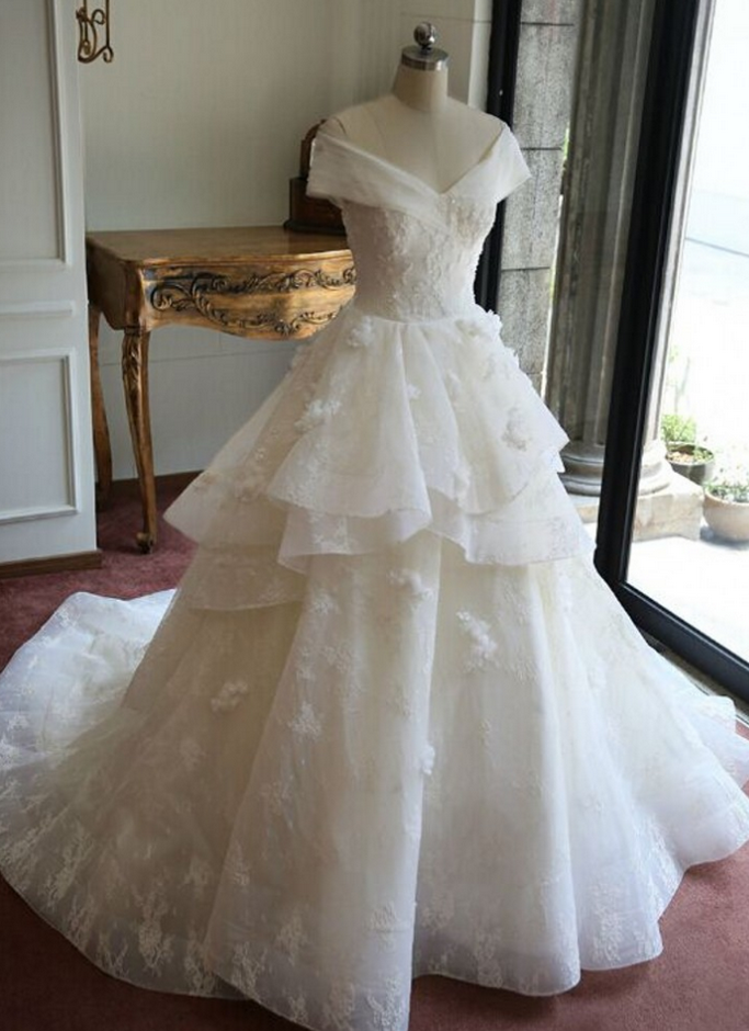 Off-the-shoulder A-line Tiered Ruffles Wedding Dress With Lace Appliqués