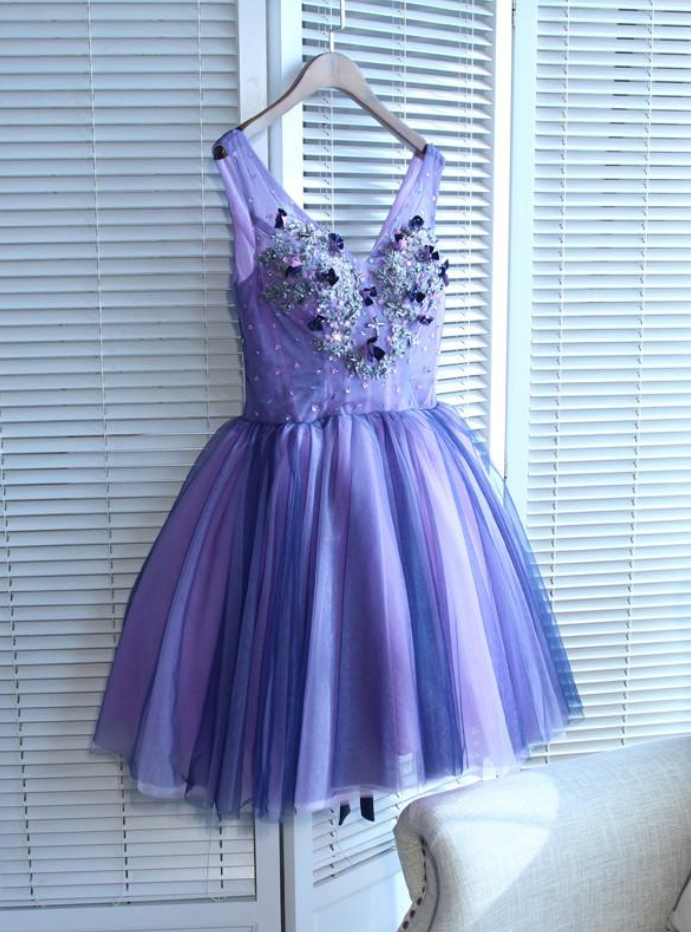 Grape Homecoming Dress V-neck Short/mini Prom Dress Juniors Homecoming Dresses