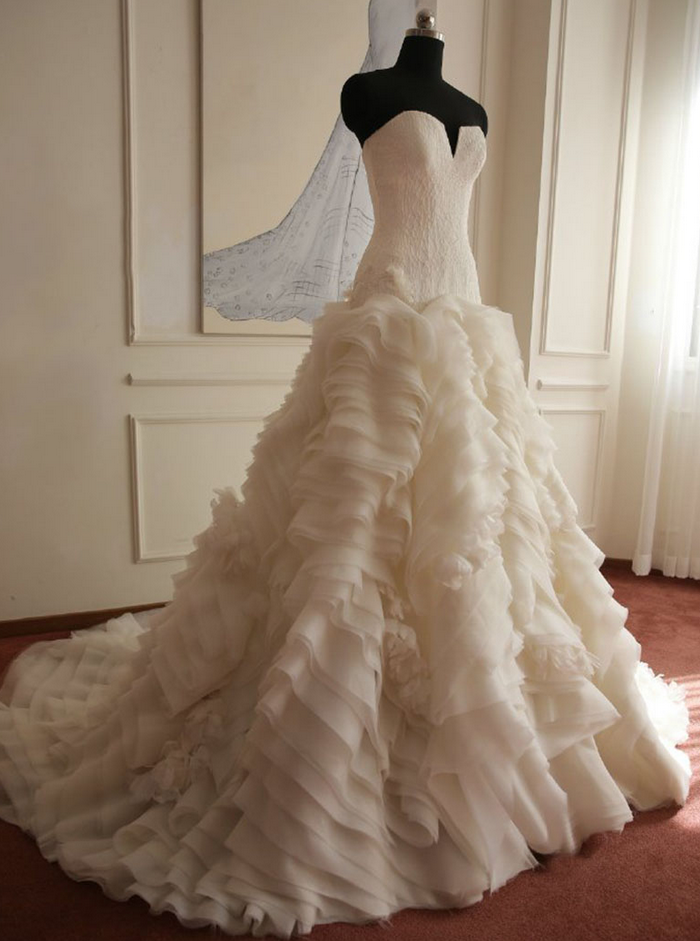 Elegant Ball Gown Puffy Wedding Dress,sweetheart Neck Ivory Wedding Dress