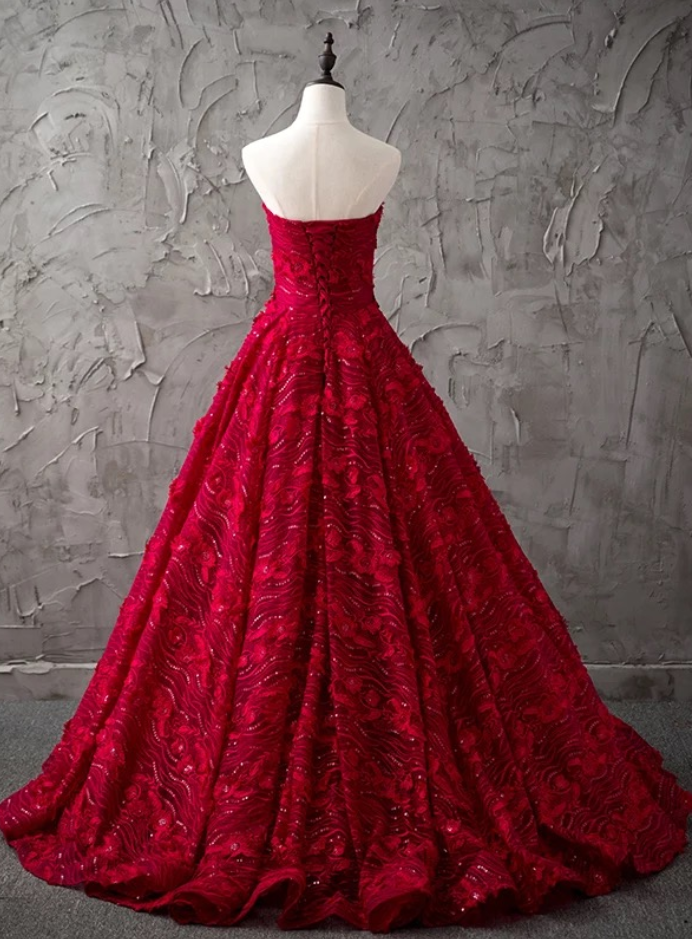 fitted lace wedding dress Unique Red Vintage Wedding Dress, Made to Measure Wedding Dress, Princ   formalgowns