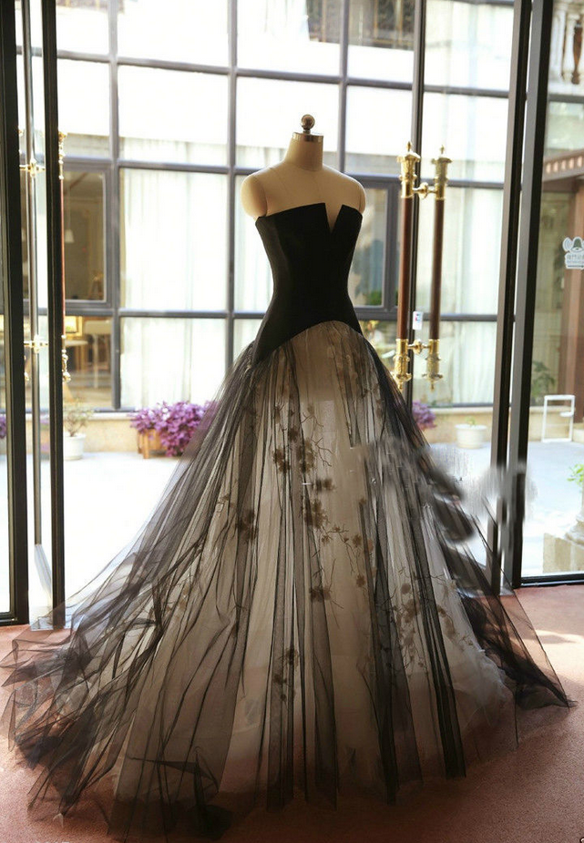 Custom White/ivory And Black Applique Wedding Dress Bridal Gown Tulle Custom