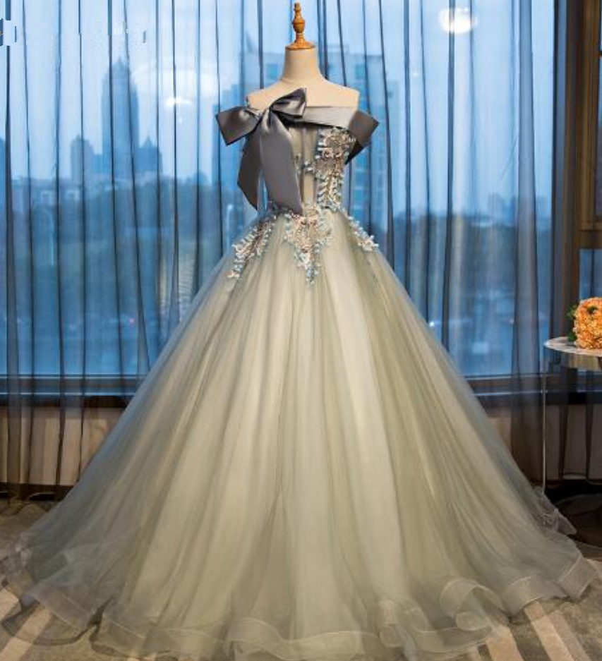 High-end Gorgeous Gray Applique Pageant Party Dress Women Off The Shoulder Floor Length Ball Gown