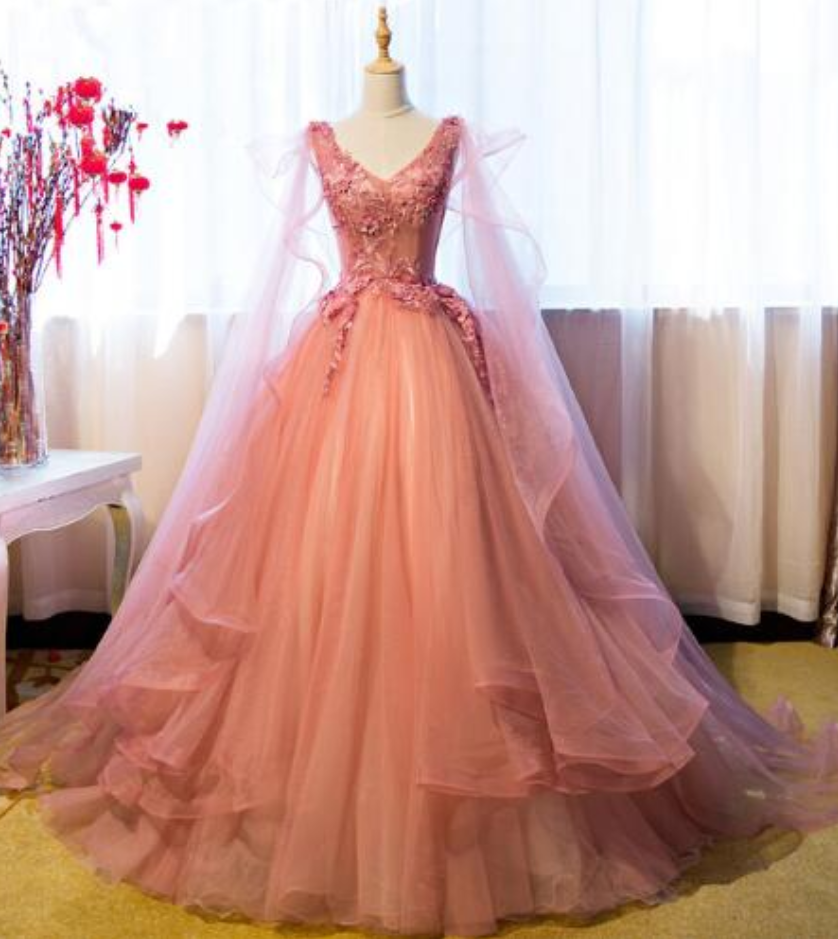 Couture Evening Gown Applique V-neck Court Train Long Evening Dress Cap Sleeeve Lace Floor-length Natural Ball Gown
