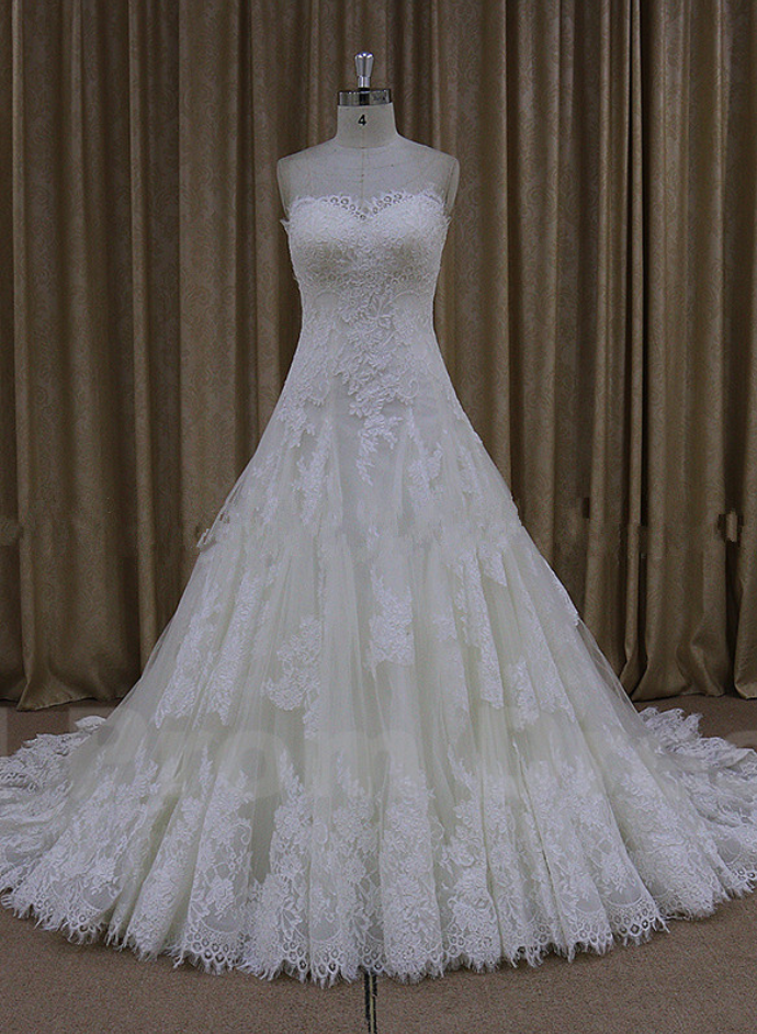 Luxury A-line Sweetheart Wedding Dresses Open Back Chapel Train Princess Top Applique Tulle Bridal Gowns White/ivory