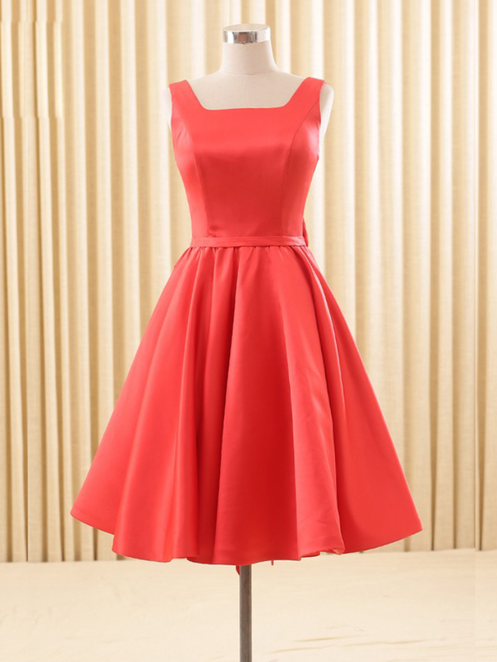Elegant Satin Red School Homecoming Dresses Backless Bowknot Knee Length Short Cocktail Prom Bridesmaid Gowns
