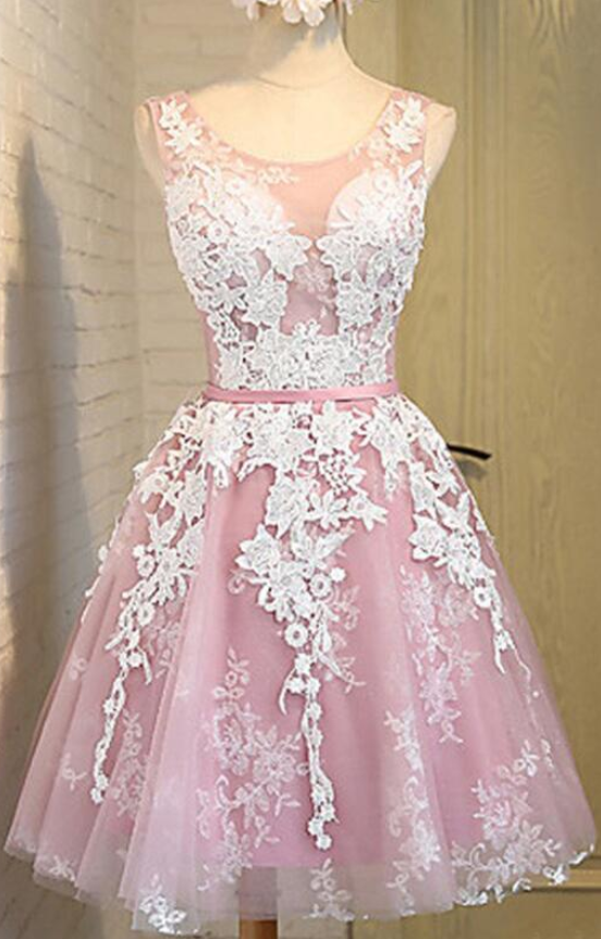 A-line/column Light Purple Homecoming Dresses Laced Up Off The Shoulder Lace O-neck Mini Homecoming Dress