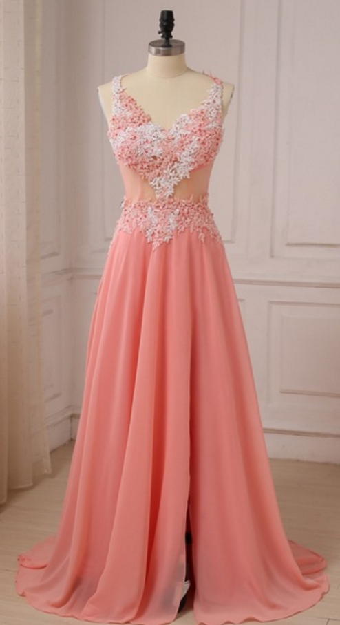 Arrive At The Applique V-neck Chiffon Evening Dress Ball Gown With A Sequined Dress And A Tailored Evening Gown