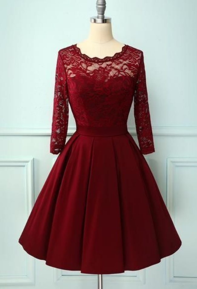 Burgundy Scoop Neck Lace Short Homecoming Dress