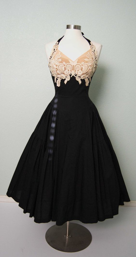 GownTown Women's 1950s Vintage Swing Dress - Cocktail, Prom, Homecoming Dress With Pockets, Knee Length - View #2