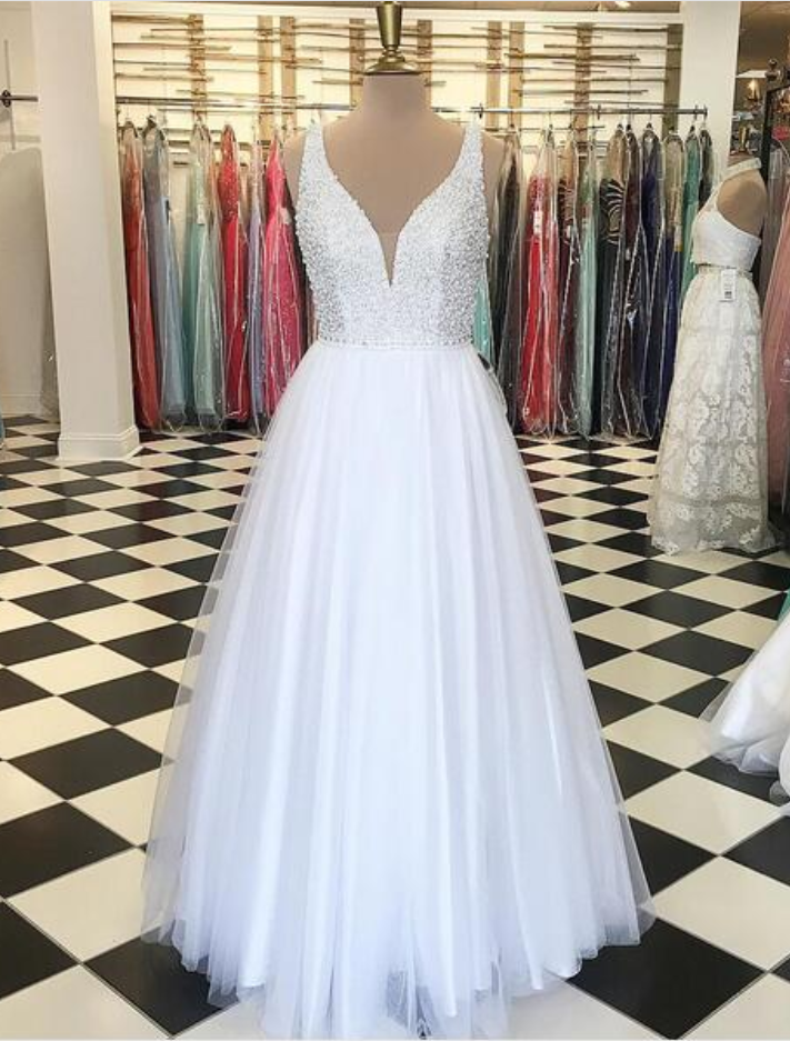 2020 A Line Tulle Prom Dresses V Neck Beading Crystals Evening Dress Formal Gowns Vestidos