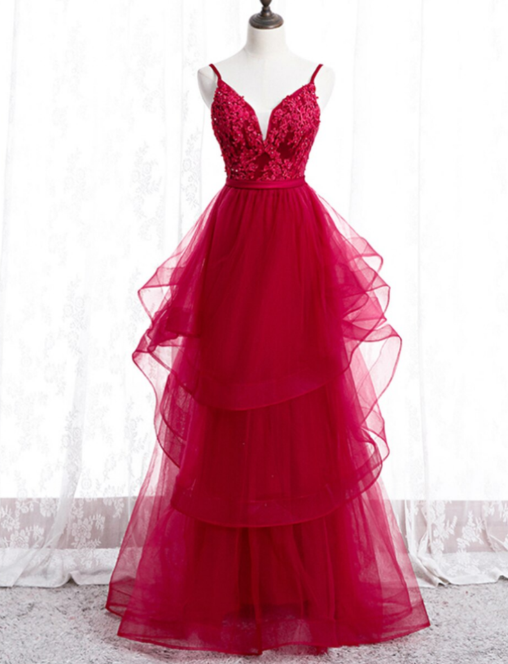 Tulle Spagehtti Straps Appliques Beading Prom Dress