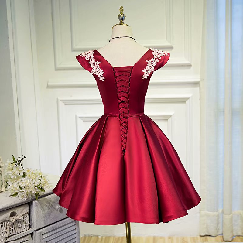 graduation dresses knee length Line graduation dress Modest / Simple Black Homecoming