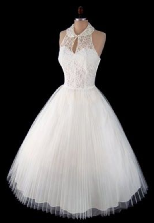 Custom Charming Simple White Laceprom Dress,sexy Halter Evening Dress,tulle Backless Long Prom Dress