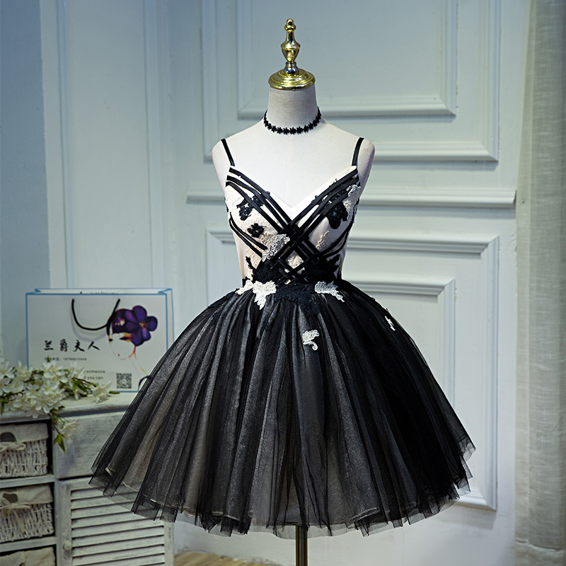 how to choose a homecoming dress Black Tulle Strapless Sweetheart Homecoming Dress, MH639