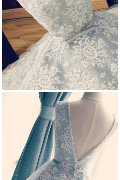 V-neck Sleeveless Short A-line Glamorous Lace Homecoming Dresses