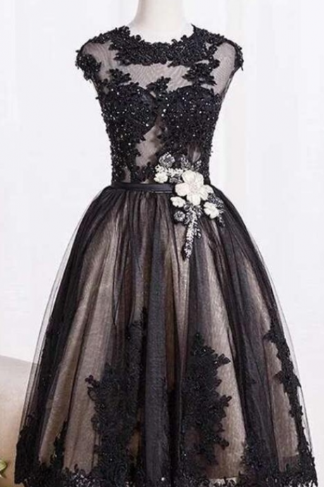 Black Vintage Dresses,homecoming Dresses,lace Homecoming Dress,beaded Short Prom Dresses