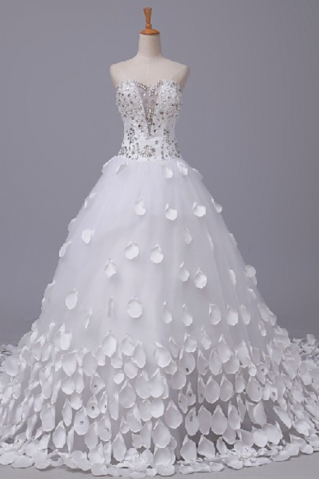 A Line Sweetheart Beading Applique Wedding Dresses Long Train Lace Up Bridal Gowns Custom Made