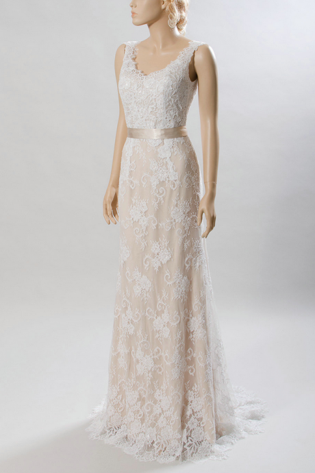 High Quality Lace Wedding Dress,sexy Deep V-back Wedding Gown,champagne Bridal Dress