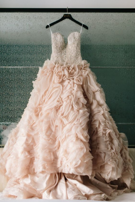 Strapless Sweetheart Ruffle Ball Gown Wedding Dress