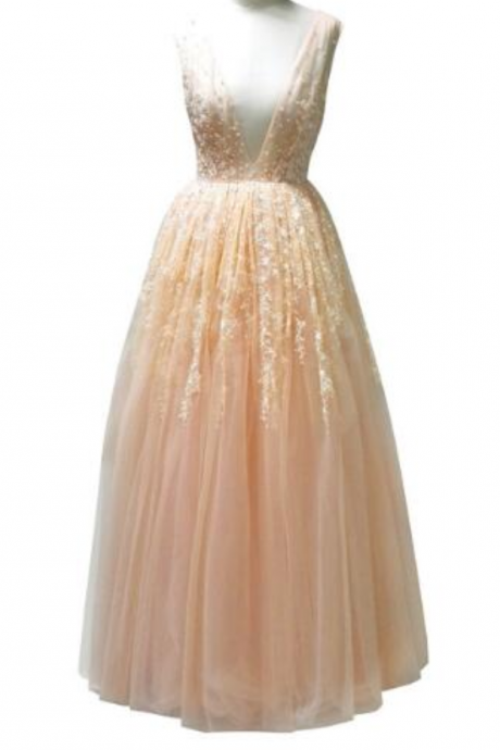 Ball Gown Evening Dresses Charming V Neck Sleeveless Crystal Pearls Pink Blush Celebrity Gowns