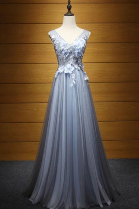 Romantic A-line V-neck Floor-length Tulle Prom Dress With Open Back