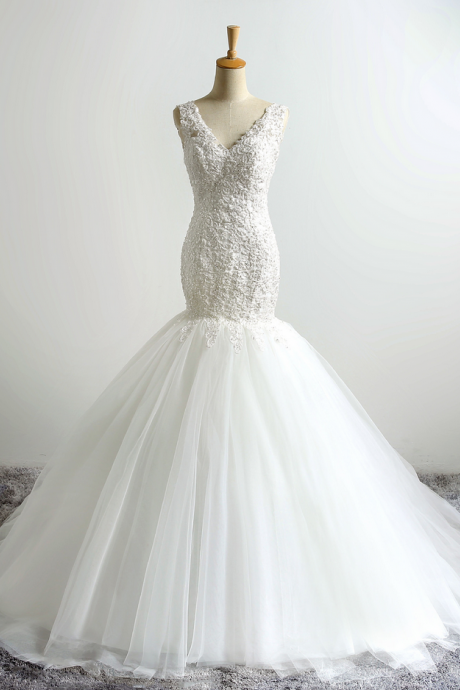 V-Neck Lace Appliqué Mermaid Wedding Dress with Open Back