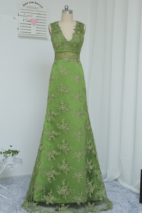 Green Prom Dresses A-line V-neck Appliques Lace Backless Elegant Long Prom Gown Evening Dresses Evening Gown