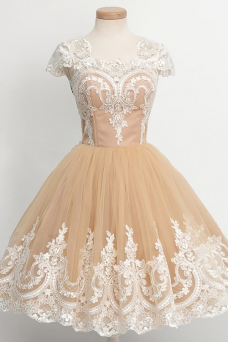 Ball Gowns Champagne Homecoming Dresses Zipper-up Capped Sleeves Appliques Scoop Knee-length Homecoming Dress