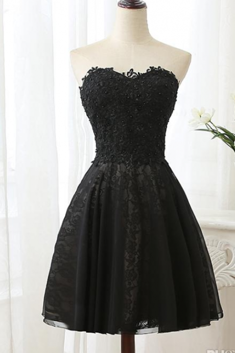 Sexy Lace Prom Dress Short Party Dresses Sweetheart Sleeveless Lace Applique With Beads Zipper Back Short Prom Dresses