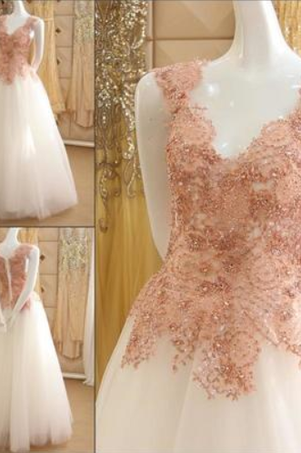 V-neck Tulle Prom Dresses Lace Appliques Beaded Women Party Dresses