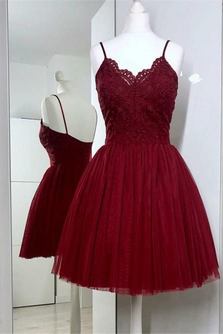 Cute Spaghetti Straps Burgundy Tulle Short Homecoming Dress With Lace