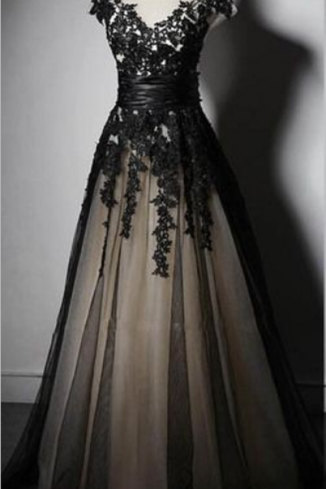 Charming Prom Dress,appliques Prom Dress,lace-up Prom Dress,tulle Evening Dress