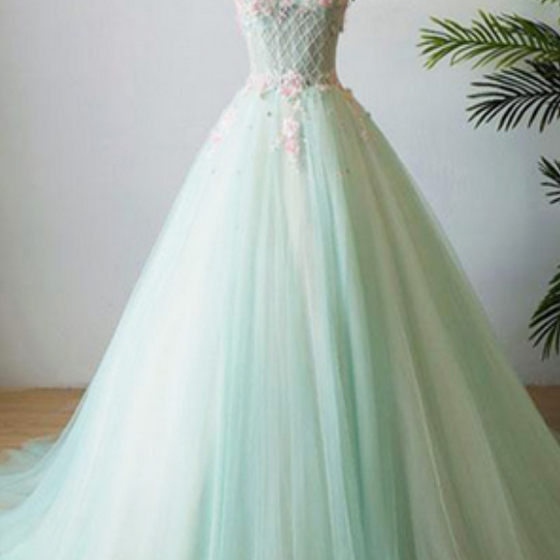 Mint Ball-Gown Detachable Sleeves Beaded Prom Dresses With Appliques