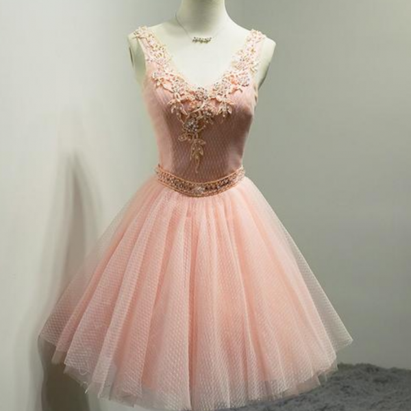 Yellow v neck tulle beads short prom dress retract your waist homecoming dress main image 0